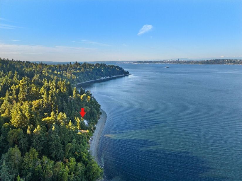10212 SW 127th Street, Vashon WA 98070