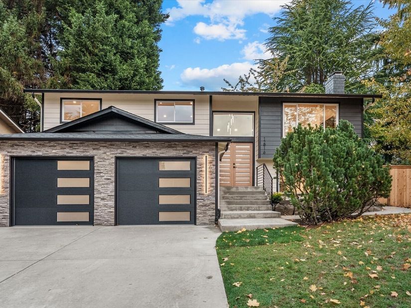 12916 NE 136th Place, Kirkland WA 98034
