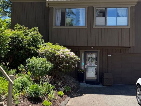 283 Agawam Drive A, Stratford CT 06614