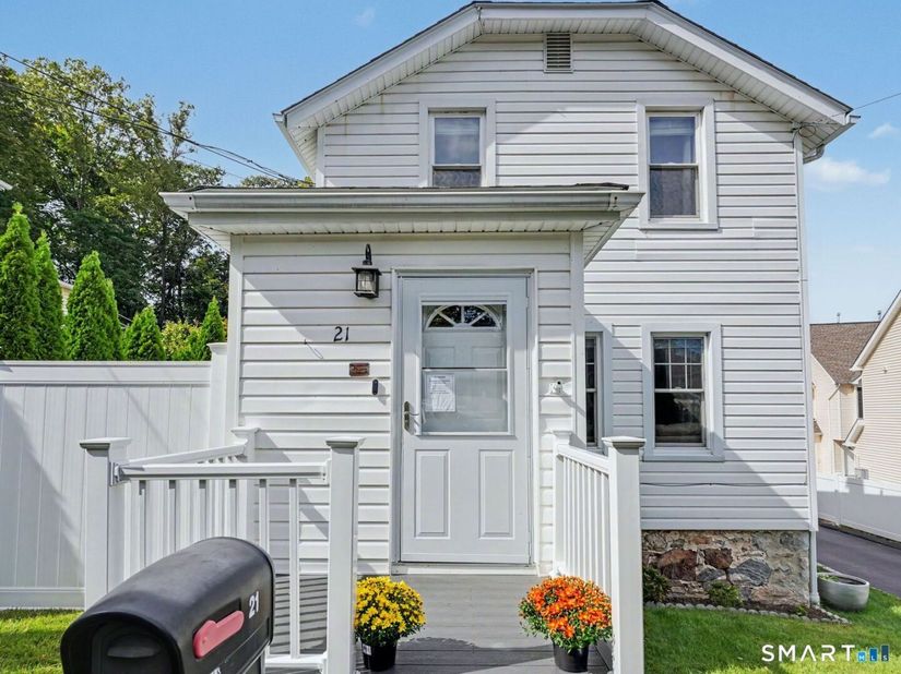 21 Hill Street, Norwalk CT 06850