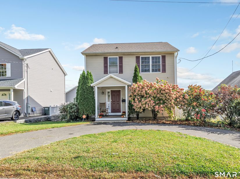 142 Dayton Road, Bridgeport CT 06606