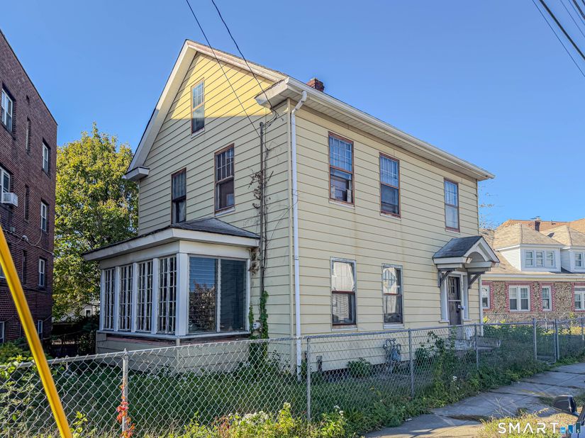 335 Parrott Avenue, Bridgeport CT 06606