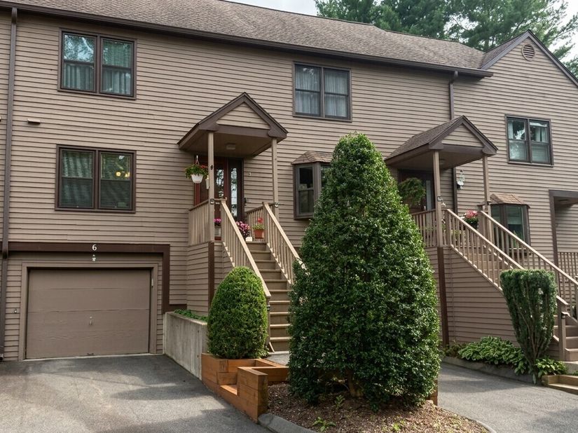 6 Juniper Circle 6, Monroe CT 06468