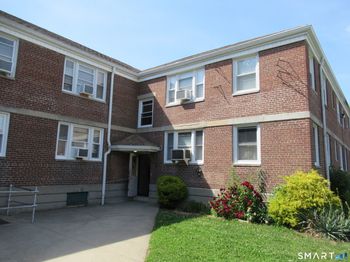 84 Canaan Court