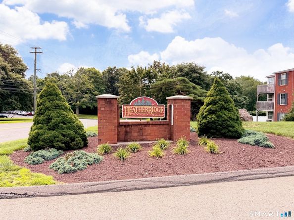 49 Heather Ridge, Shelton CT 06484