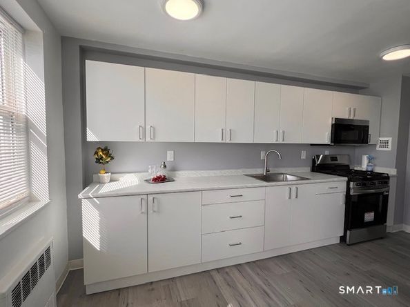 54 W. North Street 305, Stamford CT 06902