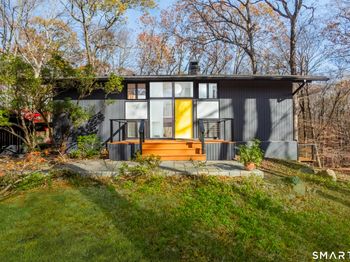 27 Hackberry Hill Road