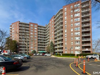 91 Strawberry Hill Avenue