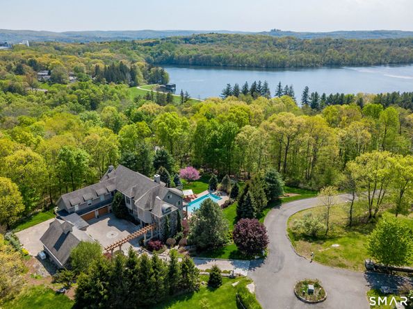 49 Middle River Road, Danbury CT 06811