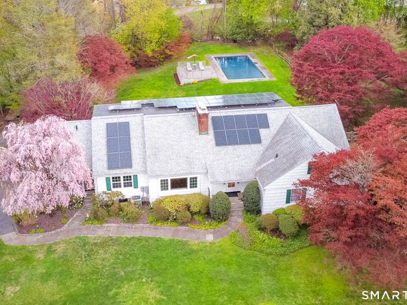 163 W Hill Road, Stamford CT 06902