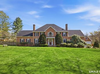 16 Robin Hood Lane
