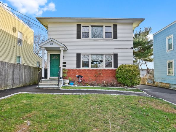 33 Dora Street, Stamford CT 06902