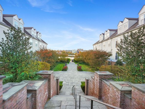 144 East Avenue APT B404, Norwalk CT 06851