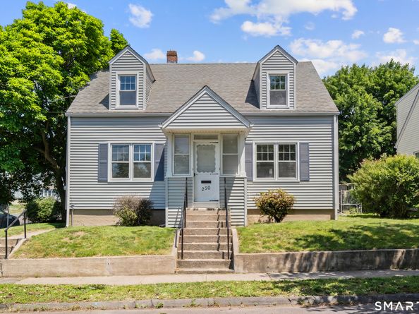 250 Jackson Avenue, Stratford CT 06615