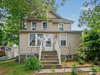 44 Toms Road