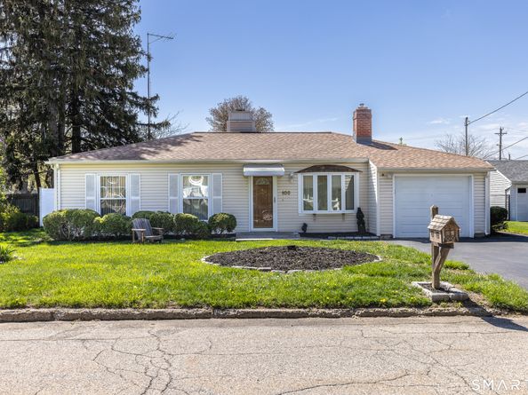 105 Bear Paw Road, Bridgeport CT 06606