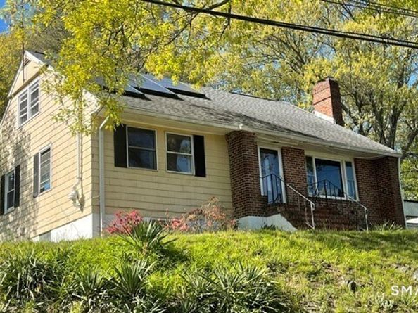 310 Douglas Street, Bridgeport CT 06606