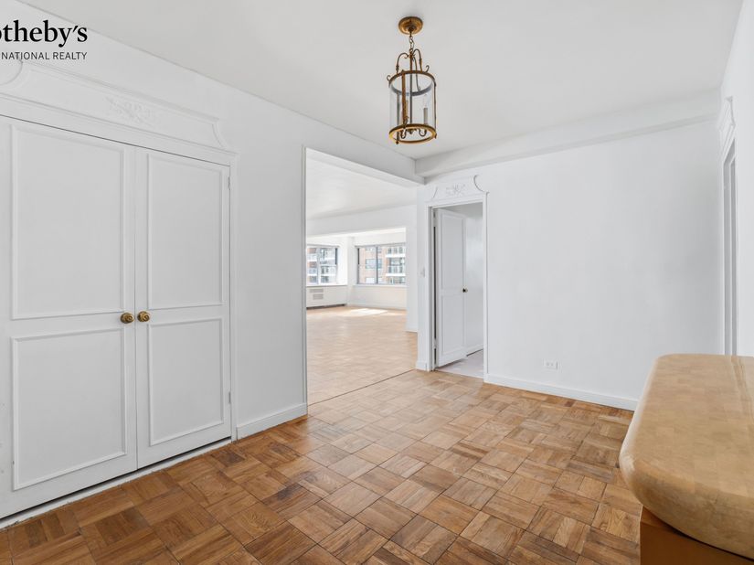 25 Sutton Place S 6P, New York NY 10022