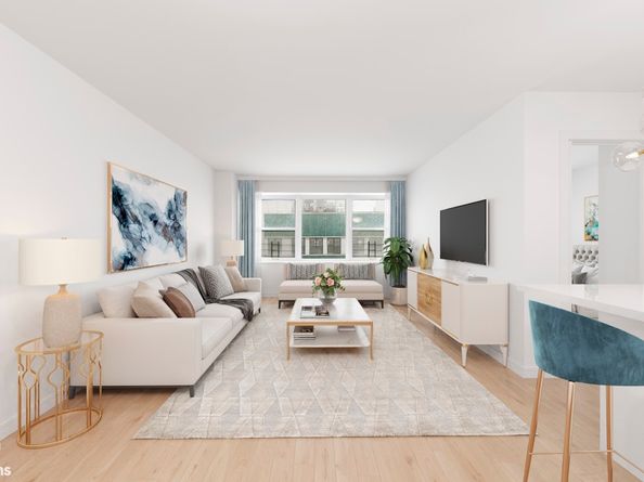 10 West 15th Street 1014, New York NY 10011