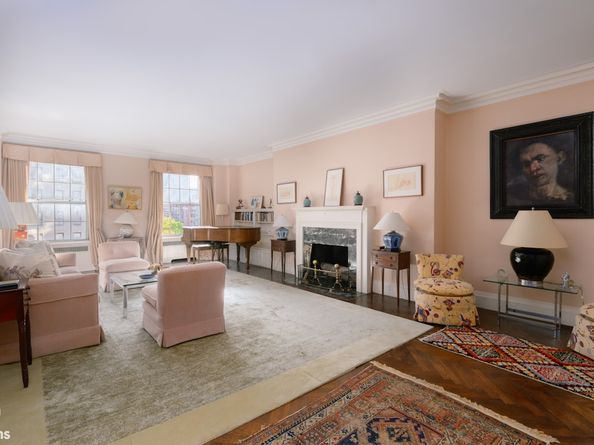 1220 Park Avenue 8A, New York NY 10128