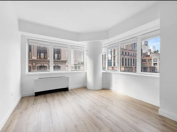 425 5th Avenue 18E, New York NY 10016