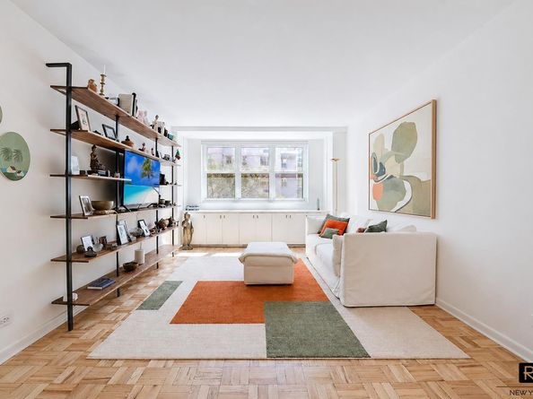 63 East 9th Street 4O, New York NY 10003