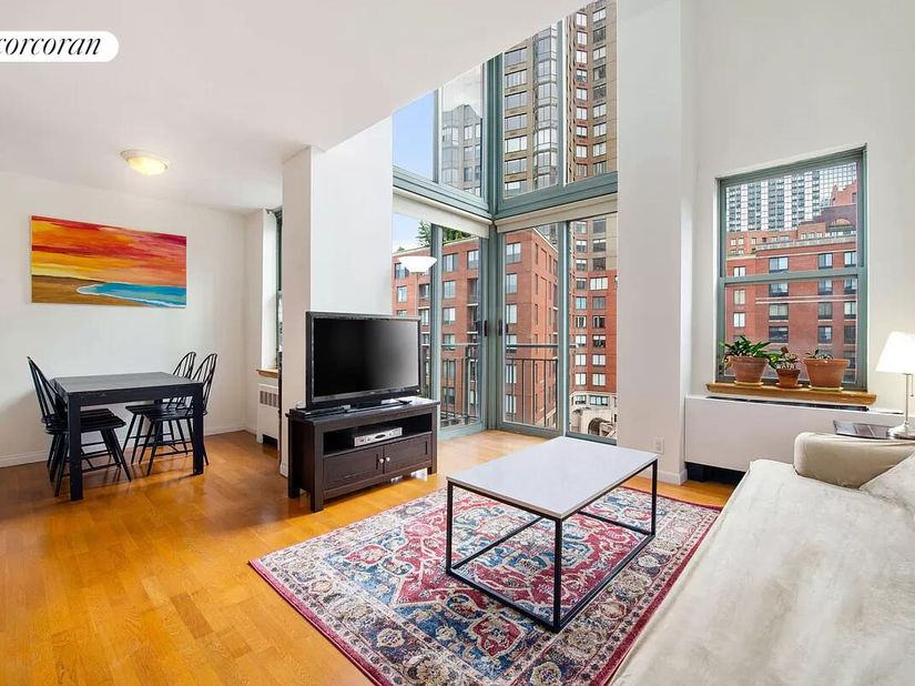 21 South End Avenue 624/724, New York NY 10280