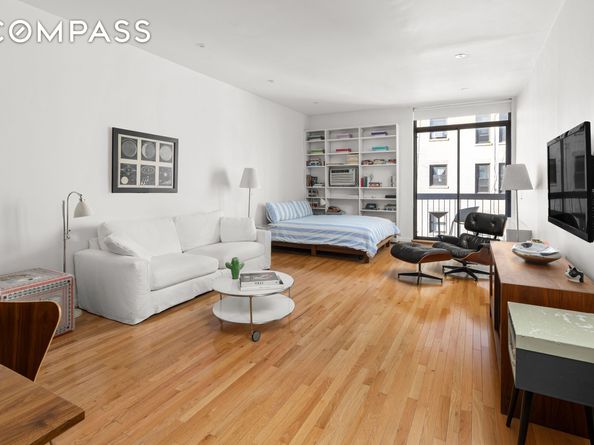 184 Thompson Street 4E, New York NY 10012