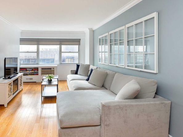 153 East 57th Street 6G, New York NY 10022