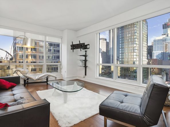 350 West 42nd Street 20F, New York NY 10036