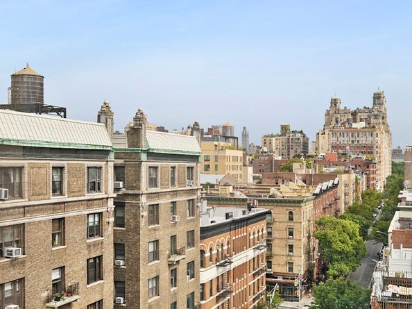 2250 Broadway 10D, New York NY 10024