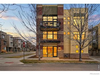 1310 Rosewood Avenue