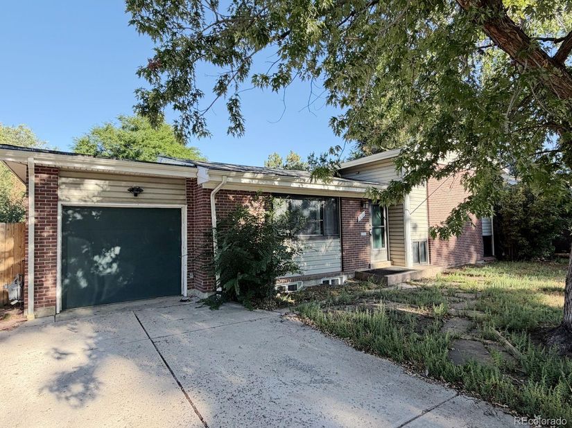 3111 Troy Street, Aurora CO 80011