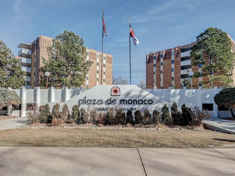 2880 S Locust Street 701S, Denver CO 80222