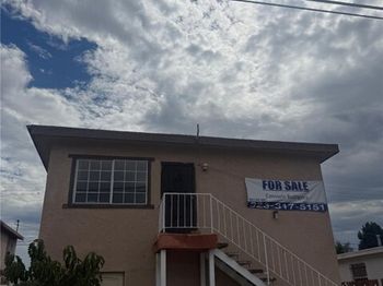 8858 S Central