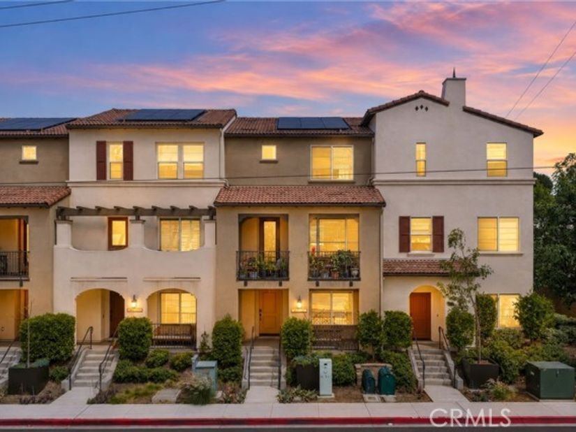 2217 S Ava Gln, Escondido CA 92025