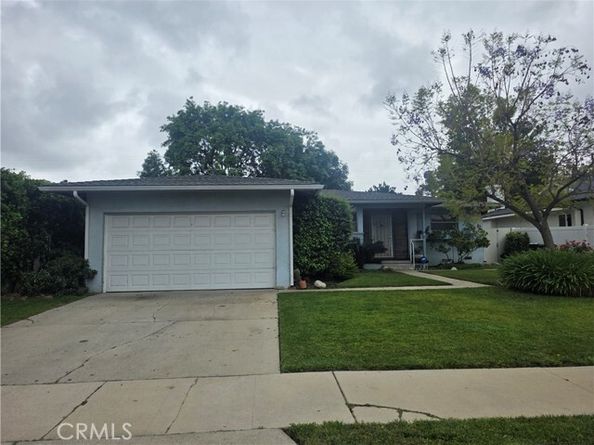19132 Friar, Tarzana (los Angeles) CA 91335