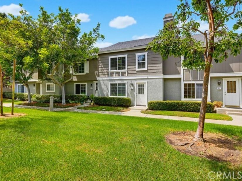 59 Thicket 41, Irvine CA 92614