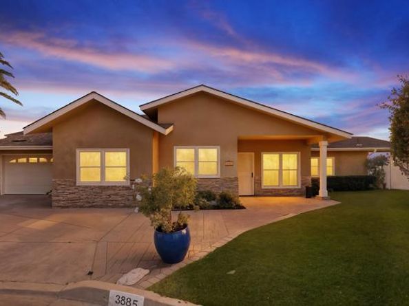 3885 Demus St, San Diego CA 92115