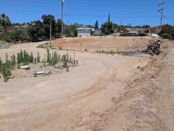9950 Bon Vue Drive, El Cajon CA 92021