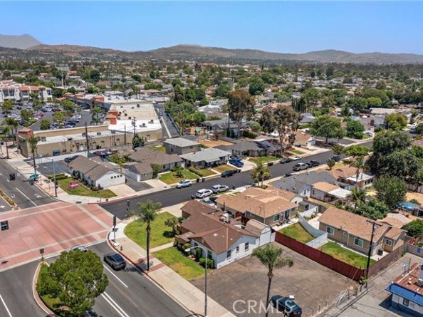 700 S Brea Boulevard, Brea CA 92821