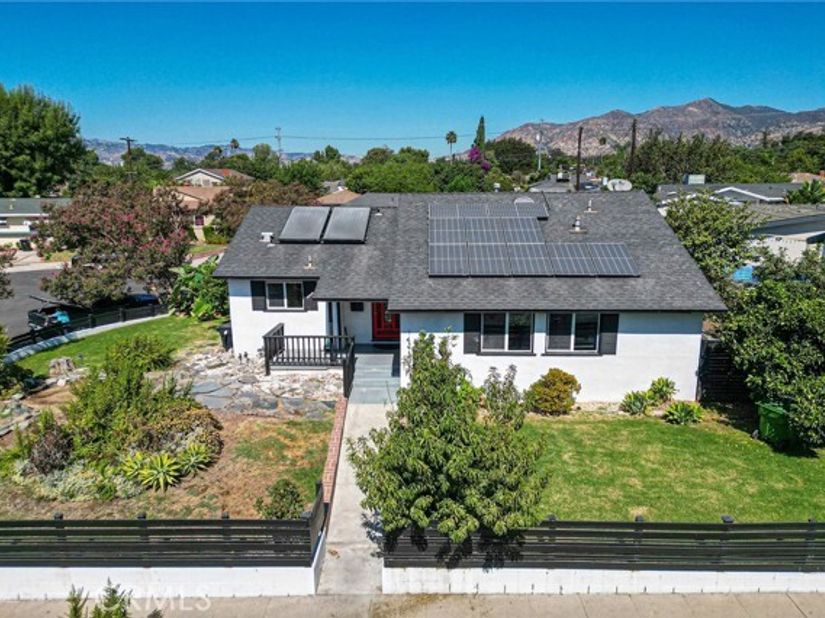 14373 Berg, Sylmar (los Angeles) CA 91342