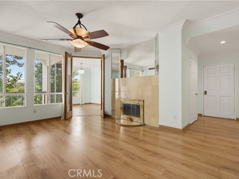 4623 E 4th 6, Long Beach CA 90814