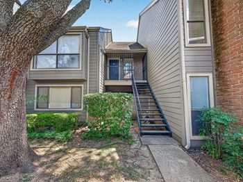 6601 Sands Point Drive