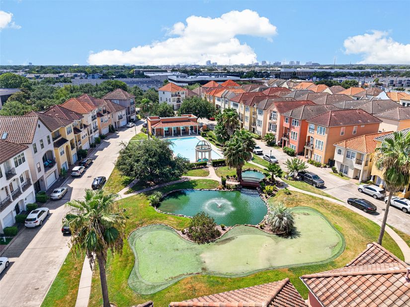 7122 Laguna Villas, Houston TX 77036