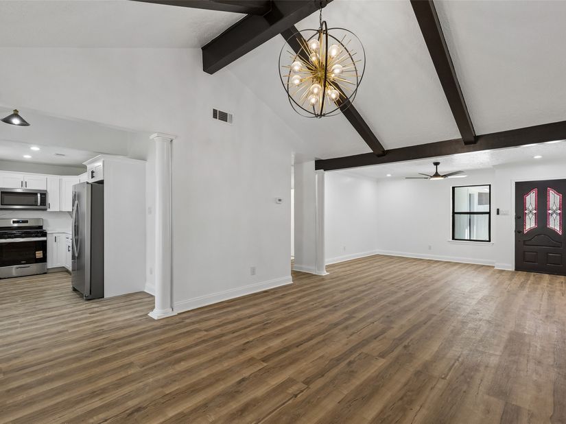 9238 Friendship Road, Houston TX 77080