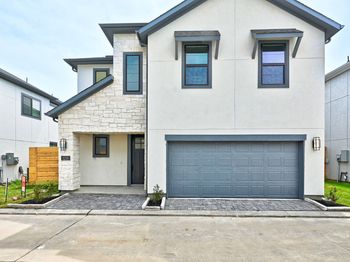 3226 Royal Oaks Hollow Lane