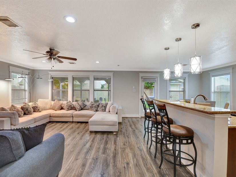 19015 Remington Bend Drive, Houston TX 77073