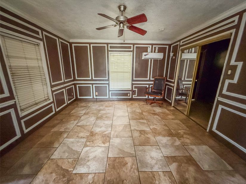14312 Hillsboro Street, Houston TX 77015