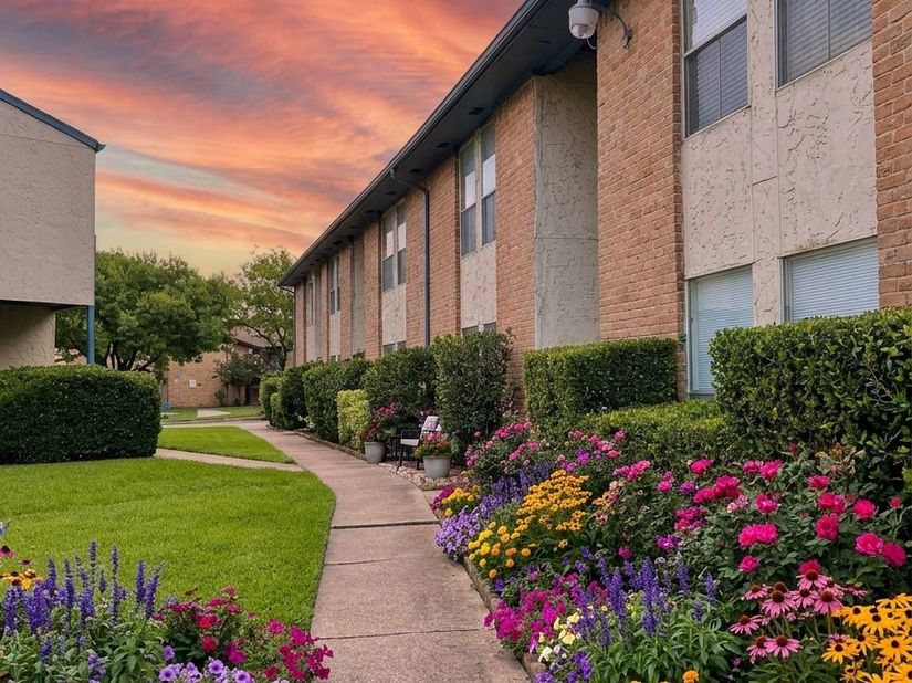 8360 Jorine Drive 8360, Houston TX 77036